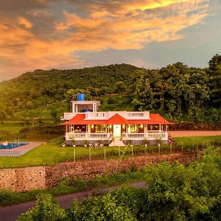 Spicy Mango Ocean Paradise - Luxurious Sea View Villa In Alibaug Christpada ภายนอก รูปภาพ