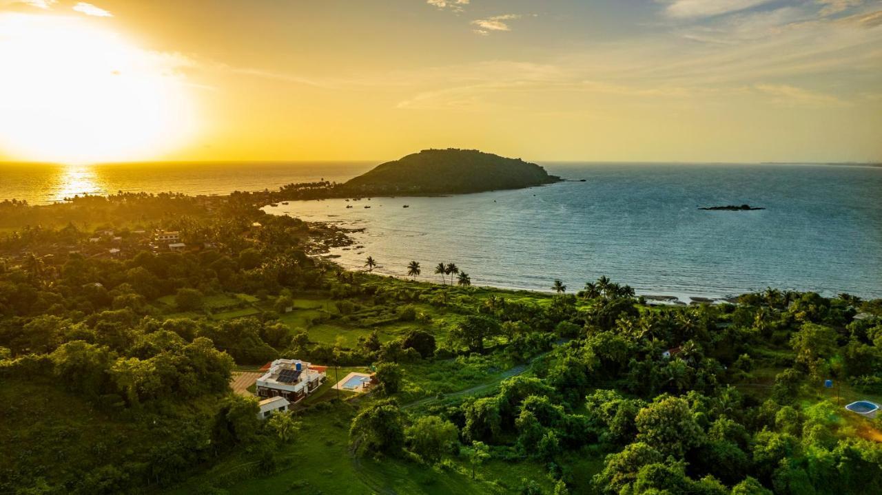 Spicy Mango Ocean Paradise - Luxurious Sea View Villa In Alibaug Christpada ภายนอก รูปภาพ