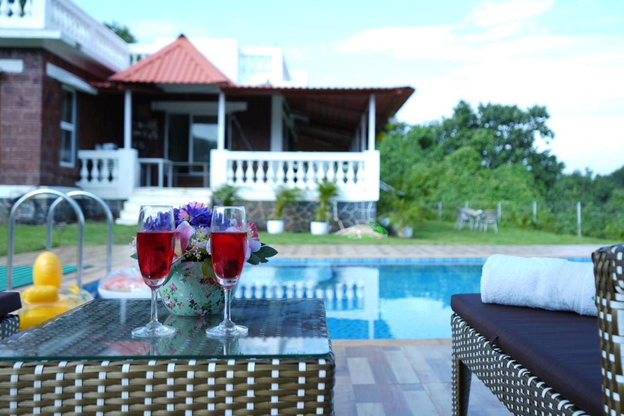 Spicy Mango Ocean Paradise - Luxurious Sea View Villa In Alibaug Christpada ภายนอก รูปภาพ